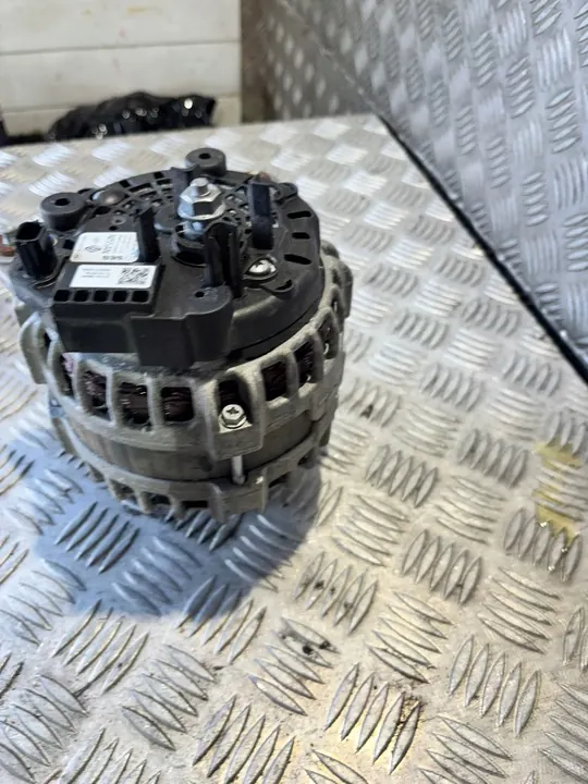 Vaihtovirtageneraattori Renault Dacia Nissan 231001993R image 5