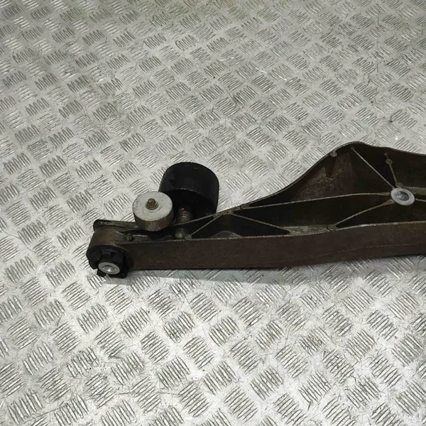 Suporte central OEM 6868777 para BMW X1 F48/F49 image 4