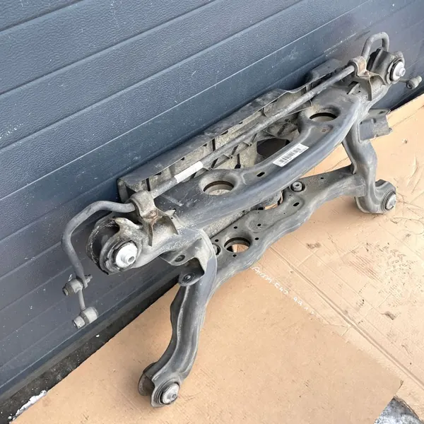 Mercedes CLA Shooting Brake bakstötfångare OEM 2463504301 image 3