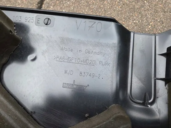 Couvercle supérieur moteur OEM 05L103925E 2.0 TDI image 10
