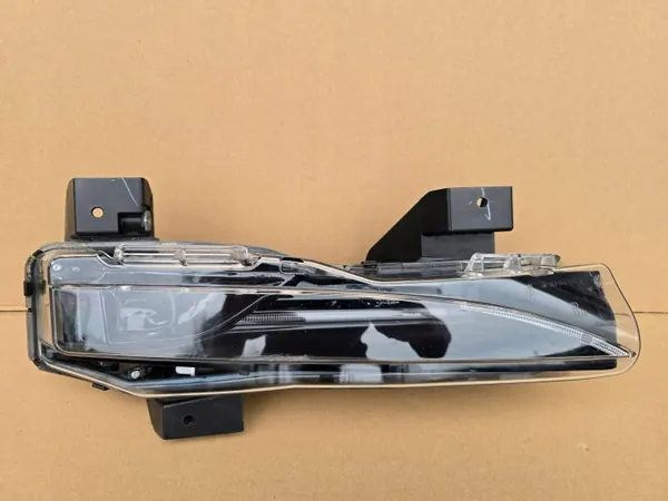 Tesla Model X Plaid Droit DRL OEM P164925000C image 2