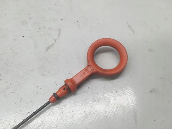 Öljytikku ohjaus 2.7 TDI CAN A6 C6 Lift A4 B8 A5 059115611T image 4