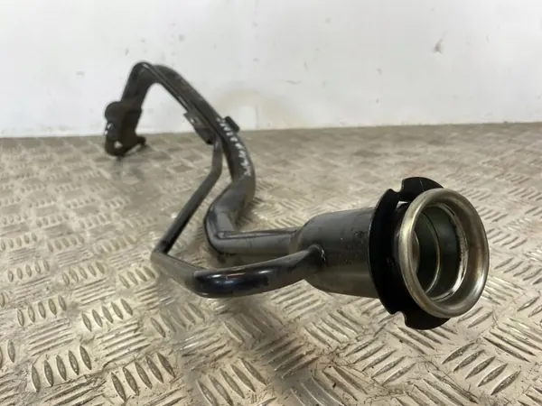 Bouchon de remplissage OEM FOB35825 pour Mitsubishi Outlander image 2