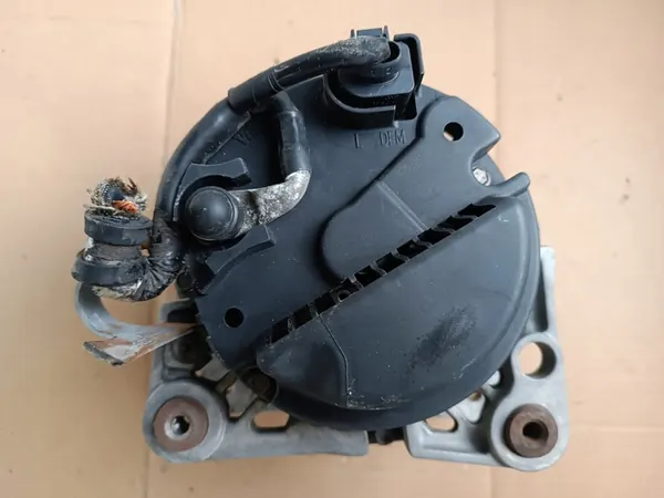 Vaihtovirtageneraattori VW Audi Seat Skoda image 4