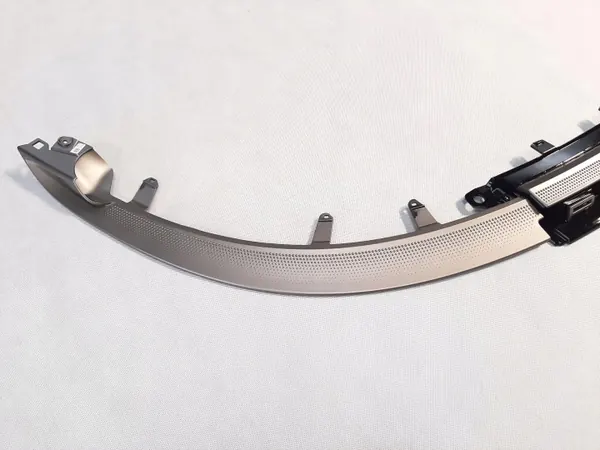Porsche 911 992 Garniture de Hayon OEM 992945255 image 3