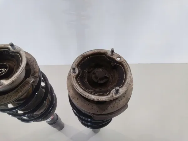 Ammortizzatore anteriore BMW 5 E60 E61 2005 con molla OEM image 5