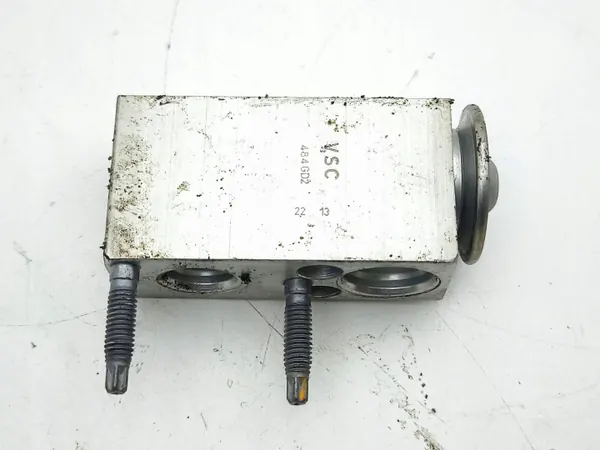Soupape d'expansion climatisation Mercedes-Benz OEM 2128300284 image 10