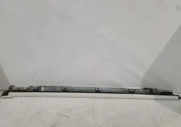 VW PASSAT B7 Left Side Sill 3AA853091C image 2