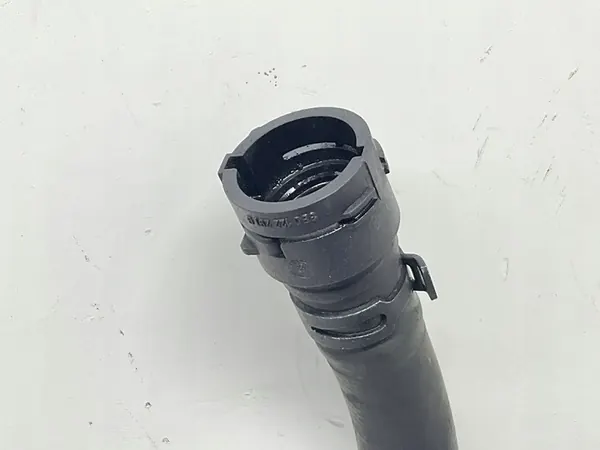 VW Touareg II 3.0 TDI Vesiletkut image 2