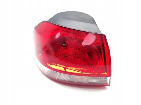 VW Golf Luz Trasera Izquierda 2012 Hatchback 5K0945257 image 10