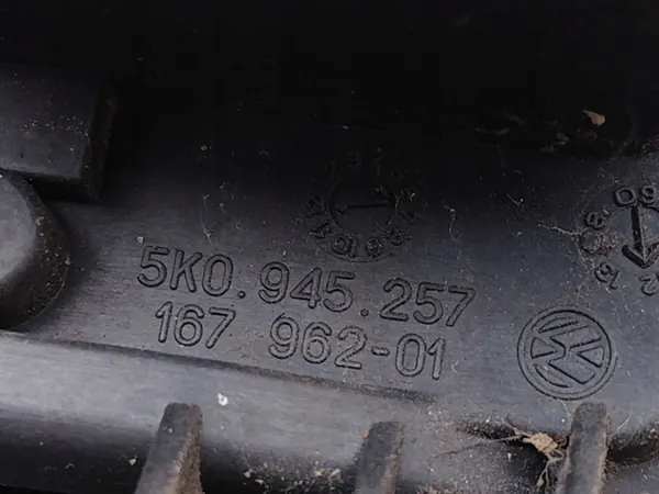 VW Golf Luz Trasera Izquierda 2012 Hatchback 5K0945257 image 7