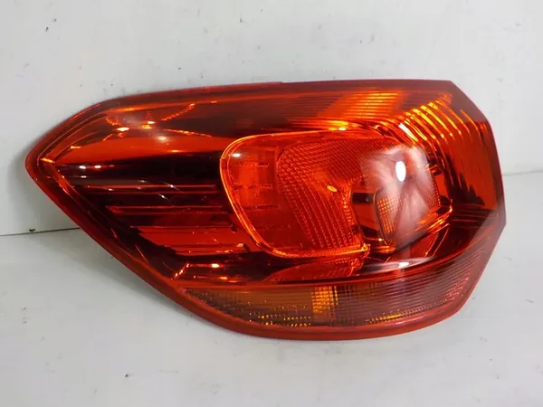 OPEL ASTRA J IV KOMBI VÄNSTER BAKLYKT OEM 13282242 image 2