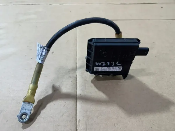 Module de borne batterie OEM A0009061505 Mercedes image 2