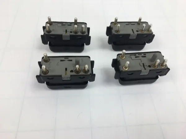 Conjunto de Interruptores de Janela Elétrica Mercedes W124 OEM image 10