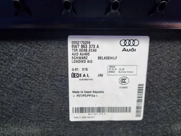 Funda de maletero Audi A5 F5 OEM 8W7863373A - Usado image 8