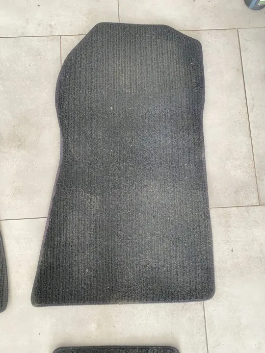 Kit tapis OEM SDV10444 pour Mercedes W201 190 image 3