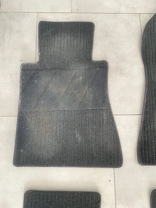 Kit tapis OEM SDV10444 pour Mercedes W201 190 image 4