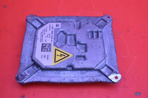 Xenon Ballast OEM 130732915301 Höger Sida Renault image 3
