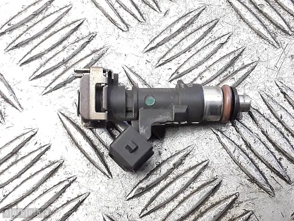 Iniettore Fiat 500 1.4 16V Benzina 2012 OEM 0280158199 image 2