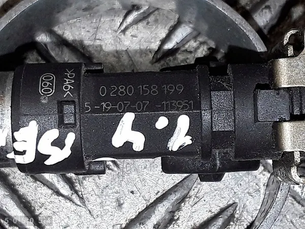 Iniettore Fiat 500 1.4 16V Benzina 2012 OEM 0280158199 image 4