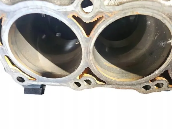 Bloque motor Jeep OEM 53021318DL - Usado image 5