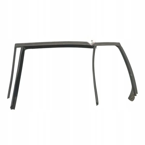 Mercedes S204 achter linker raamrubber OEM A2047352525 image 2