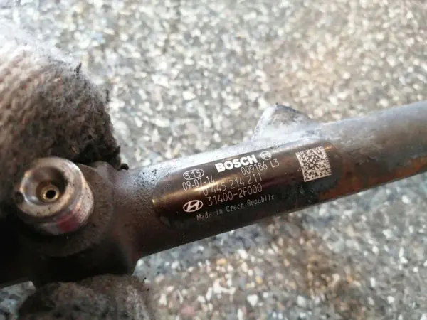 OEM 314002F000 Rail de inyección para Hyundai IX35 2.0L Diesel image 3