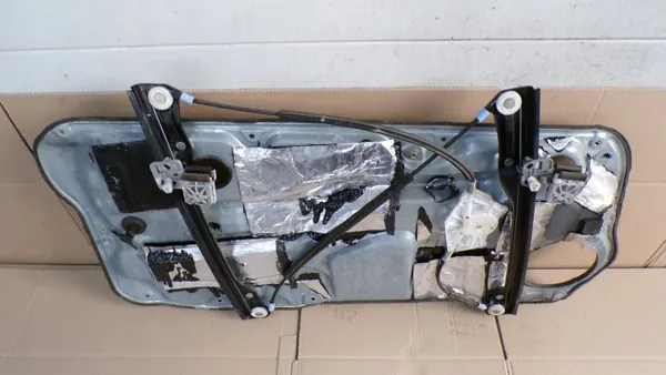 Régulateur de Vitre Golf IV OEM - Droit Avant 3 Portes image 7