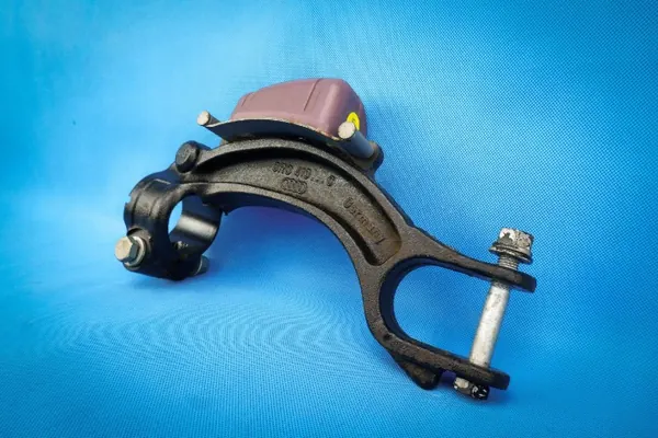 Stoßdämpfergabel Audi A8 S8 4H OEM 8R0413038C image 3