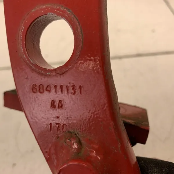 Gancho de remolque rojo OEM 698546325852156236952 Jeep image 6