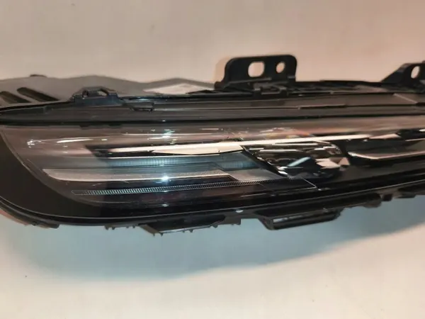 Tagfahrlicht rechts BMW 7 G70 OEM 9879936 image 3