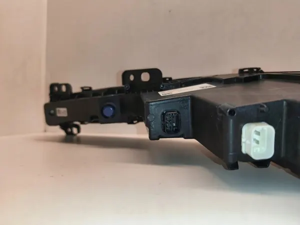 Tagfahrlicht rechts BMW 7 G70 OEM 9879936 image 8