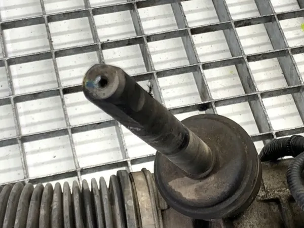 Crémaillère de direction OEM 490010424R pour Renault Koleos I image 5