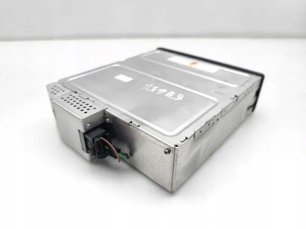 Cambiador CD BMW E60 OEM 6956939 - Usado image 3