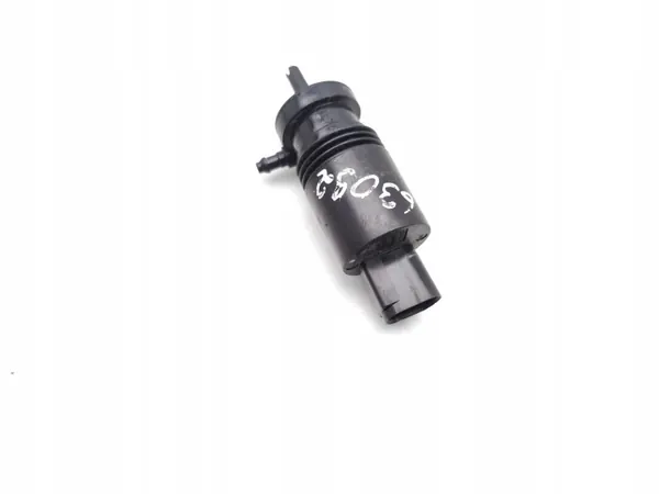 Polestar 4 framrutsprutarpump OEM 8888451179 image 4