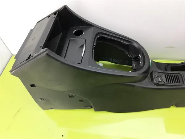 Accoudoir console centrale OEM 385886 Alfa Romeo 147 image 10