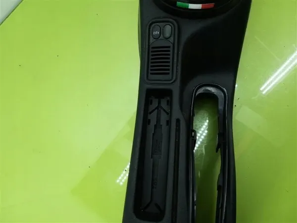 Accoudoir console centrale OEM 385886 Alfa Romeo 147 image 5