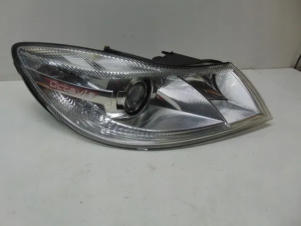 Oikea etuvalaisin Skoda Octavia II Xenon 1Z1941016G image 4