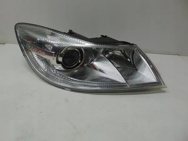 Oikea etuvalaisin Skoda Octavia II Xenon 1Z1941016G image 5