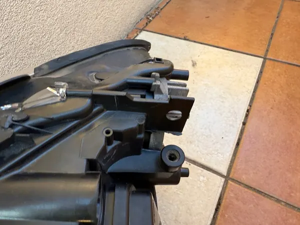 BMW 7 F01 Dynaaminen Xenon Oikea Ajovalaisin Täydellinen OEM image 9