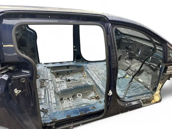 Longeron avant droit Chrysler Pacifica 2017 OEM pacifica image 2