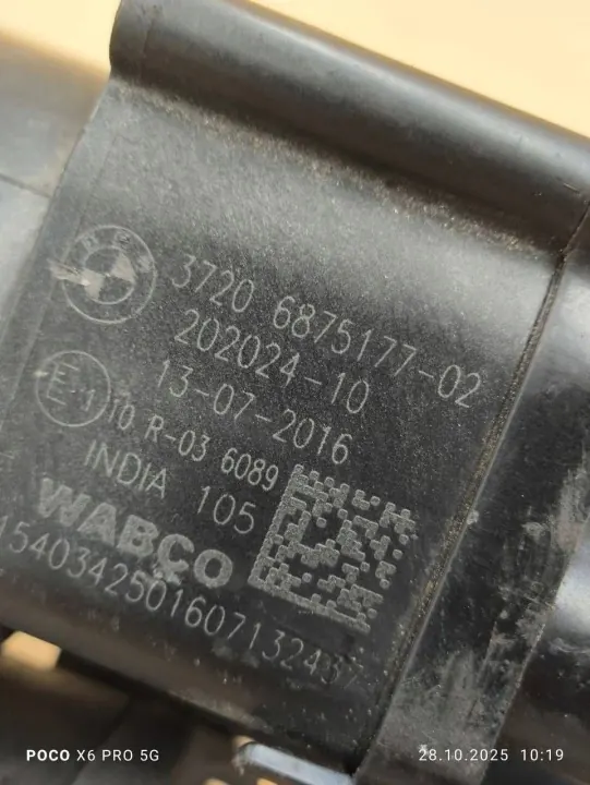 Luchtveringcompressor achter BMW X5 F15 OEM 6875177 image 4