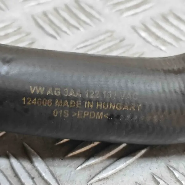 Jäähdytysputki VW PASSAT B7 2.0L diesel 2012 3AA122101G image 7