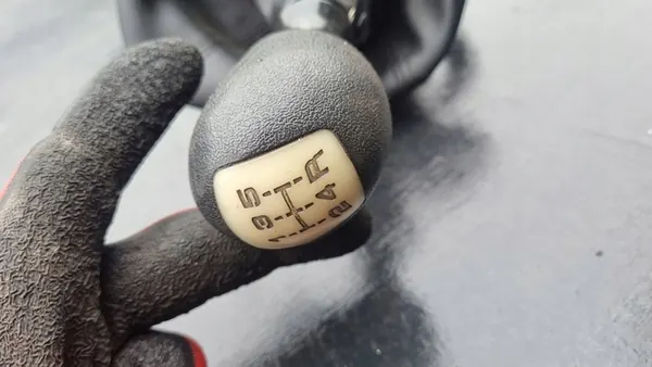 IVECO DAILY IV 06-12 Vaihdevaijeri 5 Vaihdetta OEM image 2