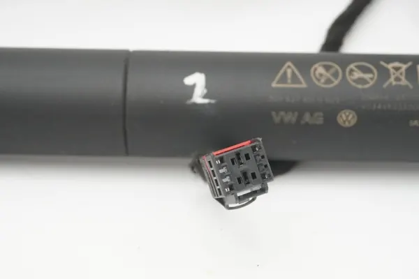 Vérin de coffre OEM 3G9827851G pour VW Passat B8 image 5