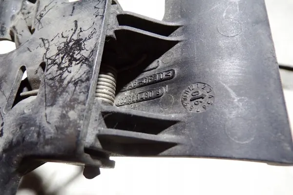 VW TOUAREG Motorhuv 6Q0823480B image 2