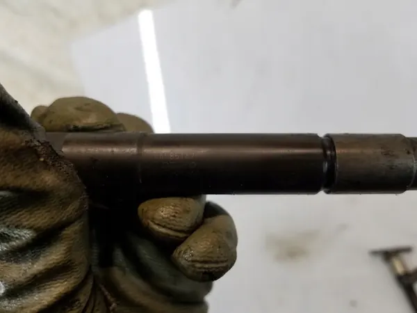 Inyector Opel Astra V K 1.6 CDTI 55585167 image 3