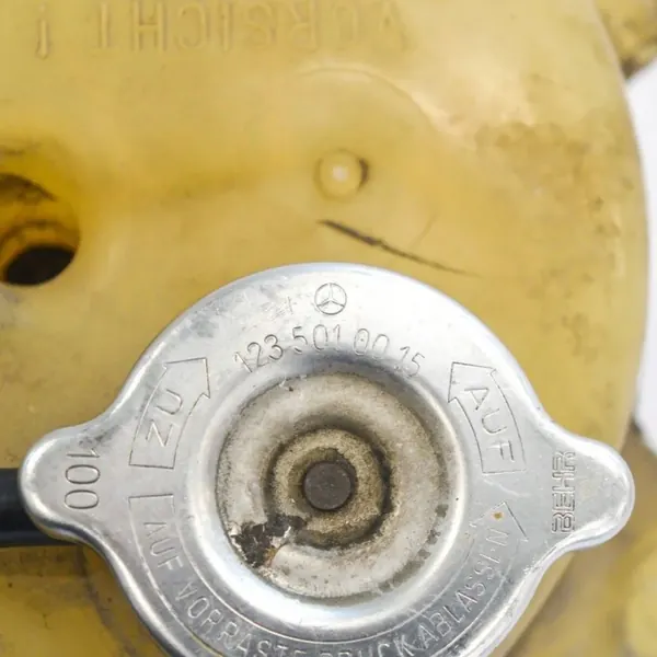 Uitzettank Mercedes-Benz SL R107 OEM A1075000349 image 5