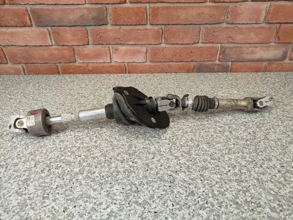 BMW OE 6786703 Eixo da coluna de direção E60/E61 XDrive image 2