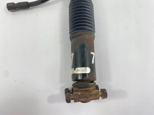 Hinterer Stoßdämpfer OEM 1243202413 Mercedes W124 image 4